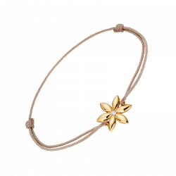 Bracelet Vivaldi en or jaune sur cordon avec 1 fleur et un diamant centrale
